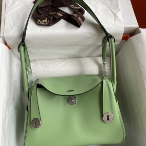 Lindy imported Swift leather avocado green 🥑 wax thread