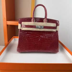 Kelly II 19cm   Original American alligator leather, hand-nailed, hardware, emeralds, hand-sewn beeswax thread [color]