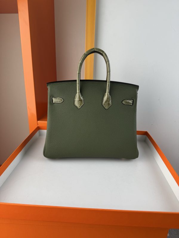 TouchBK; Size: 25 Olive Green  Togo leather and high-gloss crocodile leather Hand-sewn waxed thread  All-steel hardware Goatskin lining - Image 3