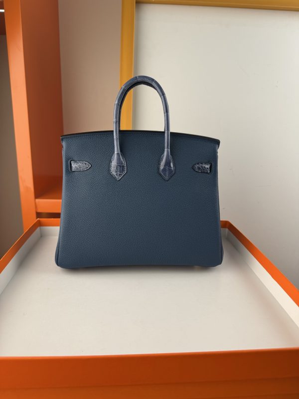 TouchBK; Size 25 Sapphire blue Togo leather and high-gloss crocodile leather Hand-sewn waxed thread All-steel hardware Goatskin lining - Image 3