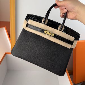 TouchBK; Size 25 Black Gold Togo leather with high-gloss crocodile leather Hand-sewn waxed thread All-steel hardware Goatskin lining
