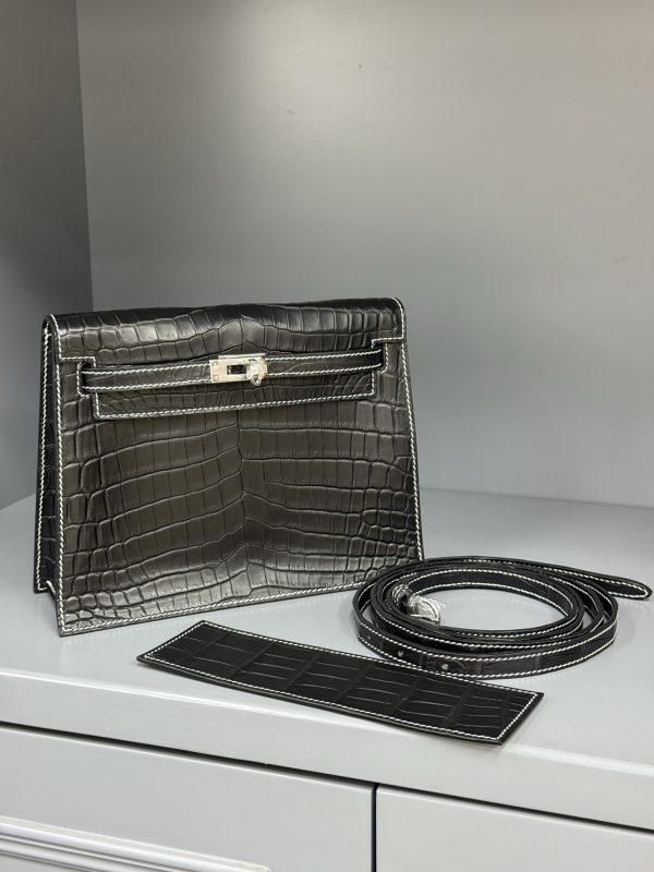 Imported Hcp Nile crocodile matte belly Kelly Danse dance bag size; 22X17X7💕 - Image 2