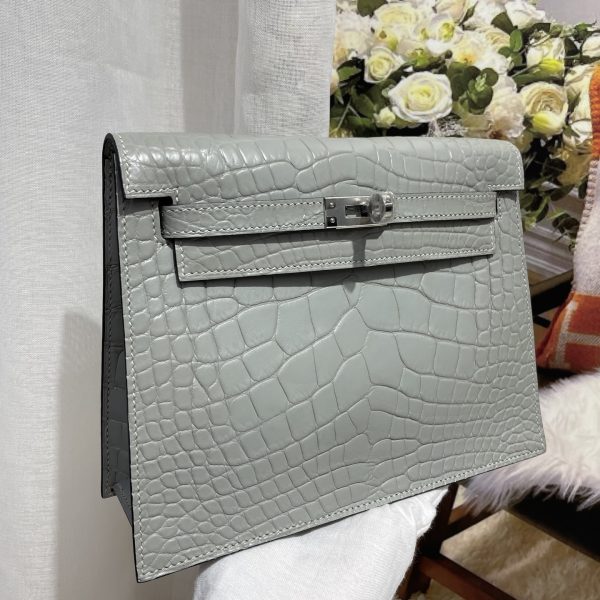 Imported American crocodile matte belly Kelly Danse dance bag size; 22X17X7💕 - Image 5