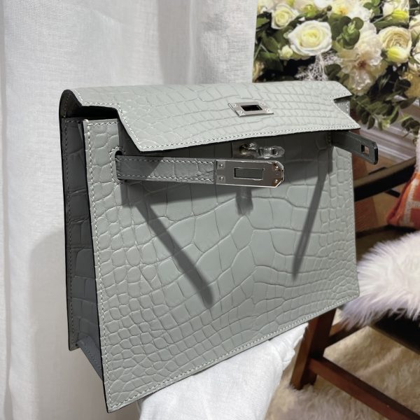 Imported American crocodile matte belly Kelly Danse dance bag size; 22X17X7💕 - Image 9