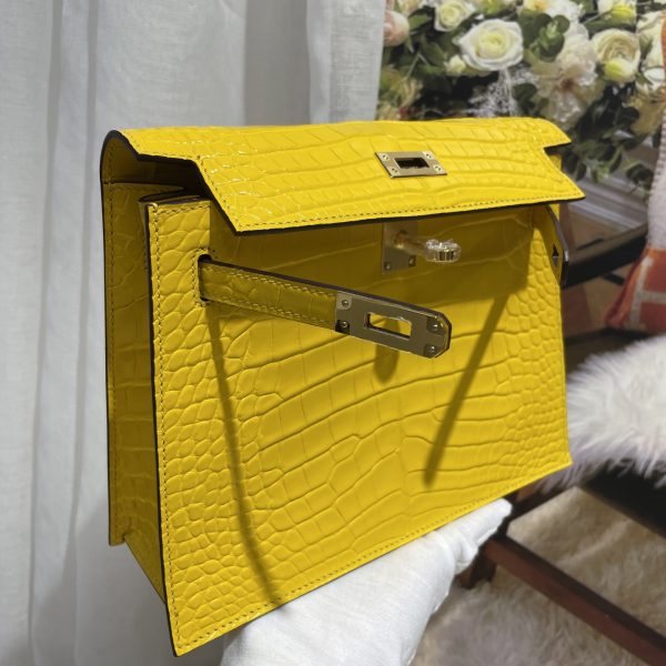 Imported American crocodile matte belly Kelly Danse dance bag size; 22X17X7💕 - Image 9