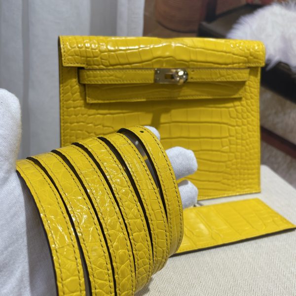 Imported American crocodile matte belly Kelly Danse dance bag size; 22X17X7💕 - Image 2