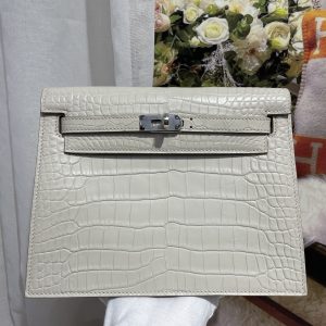Imported crocodile matte belly glacier white silver buckle Kelly Danse dance bag size; 22X17X7💕