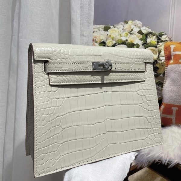Imported crocodile matte belly glacier white silver buckle Kelly Danse dance bag size; 22X17X7💕 - Image 3