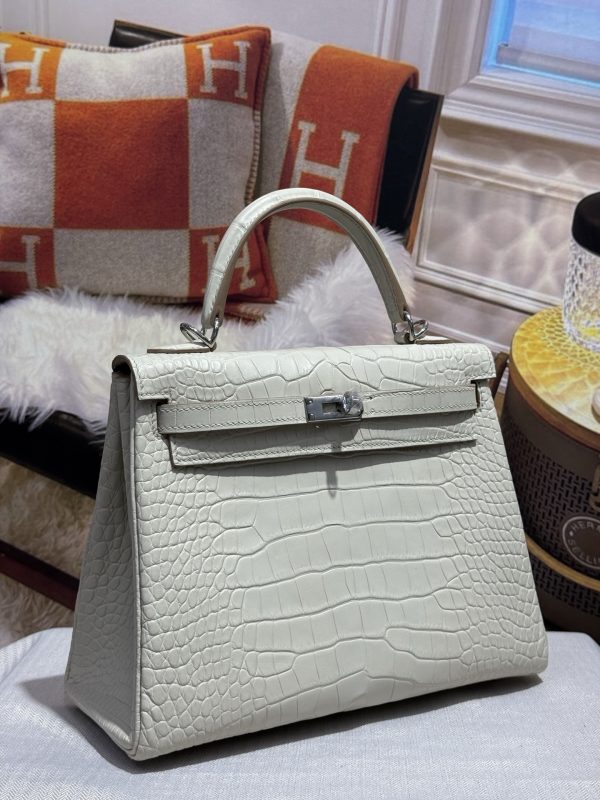 Kelly25 imported American matte crocodile leather, glacier white, made of three pieces of leather, with imported sheepskin lining, full set of hand-nailed hardware [color] - Image 3
