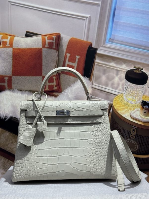 Kelly25 imported American matte crocodile leather, glacier white, made of three pieces of leather, with imported sheepskin lining, full set of hand-nailed hardware [color] - Image 9