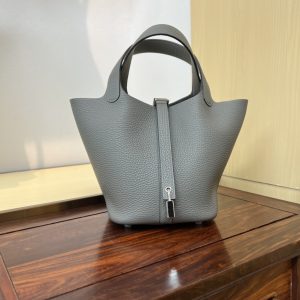 Spot color✨Vegetable basket cumulonimbus gray  Tc leather vegetable basket 18cm hand-sewn wax thread🧵