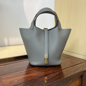 Spot color✨Vegetable basket cumulonimbus gray  Tc leather vegetable basket 18cm hand-sewn wax thread🧵