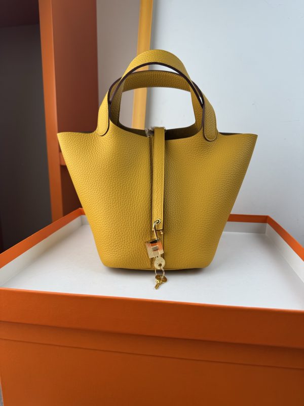 In stock✨Vegetable basket amber yellow  Tc leather vegetable basket 18cm hand-sewn wax thread🧵